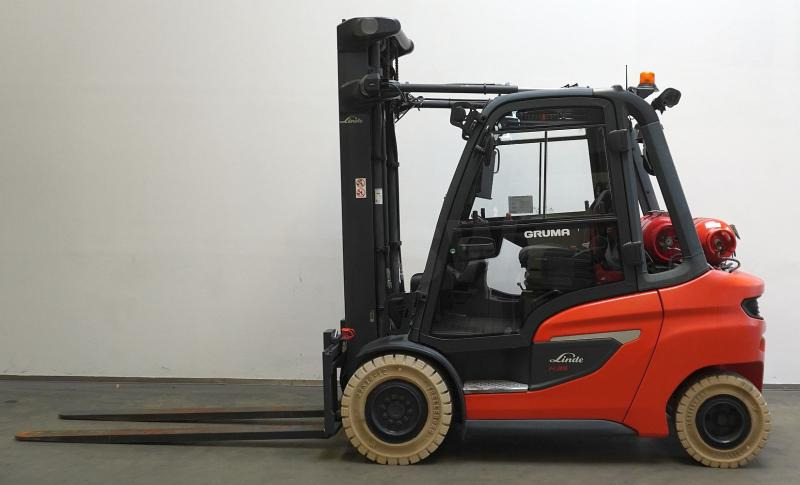 Linde H 35 T 1202 - Empilhadeira a gás: foto 4 Linde H 35 T 1202 - Empilhadeira a gás: foto 4