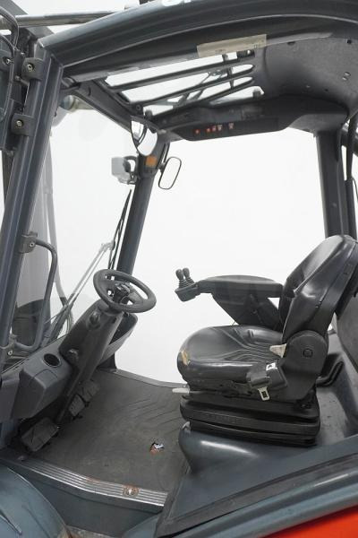 Linde H 35 T 393 - Empilhadeira a gás: foto 3 Linde H 35 T 393 - Empilhadeira a gás: foto 3