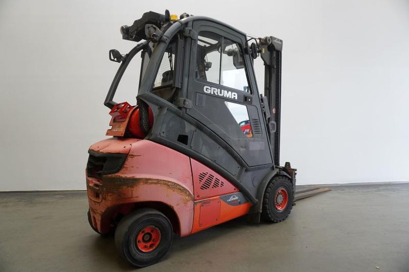 Linde H 35 T EVO 393-02 - Empilhadeira a gás: foto 2 Linde H 35 T EVO 393-02 - Empilhadeira a gás: foto 2