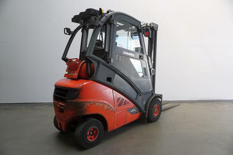 Linde H 35 T EVO 393-02 - Empilhadeira a gás: foto 2 Linde H 35 T EVO 393-02 - Empilhadeira a gás: foto 2