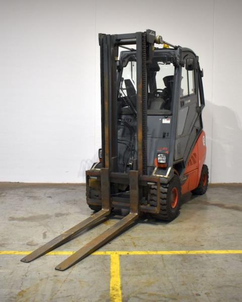 Linde H 35 T EVO 393-02 - Empilhadeira a gás: foto 1 Linde H 35 T EVO 393-02 - Empilhadeira a gás: foto 1