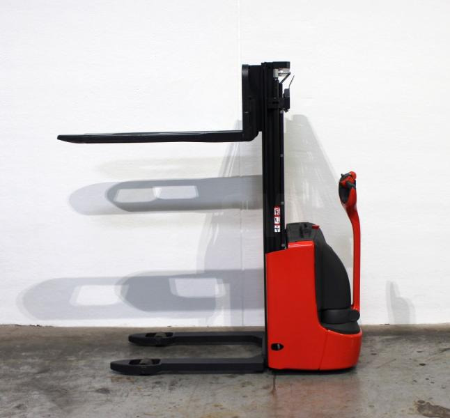 Linde L 12 1172 - Stacker: foto 3 Linde L 12 1172 - Stacker: foto 3