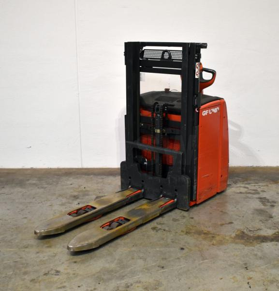 Linde L 16 i 1173 - Stacker: foto 2 Linde L 16 i 1173 - Stacker: foto 2
