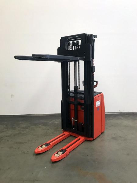 Linde L 16 i 1173 - Stacker: foto 5 Linde L 16 i 1173 - Stacker: foto 5