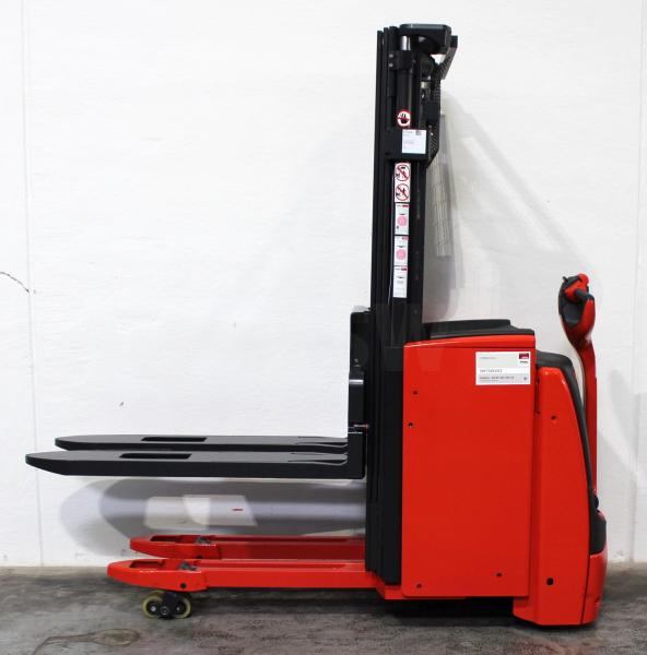 Linde L 20 i 1173 - Stacker: foto 3 Linde L 20 i 1173 - Stacker: foto 3