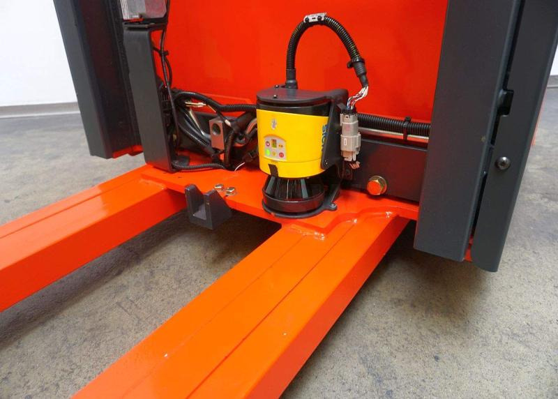 Stacker Linde L-MATIC 1170: foto 8