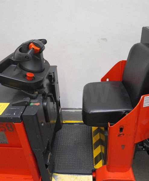 Linde P 50 C 1190 - Trator elétrics: foto 3 Linde P 50 C 1190 - Trator elétrics: foto 3