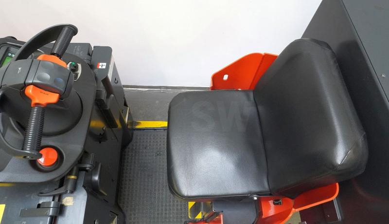 Linde P 50 C 1190 - Trator elétrics: foto 3 Linde P 50 C 1190 - Trator elétrics: foto 3