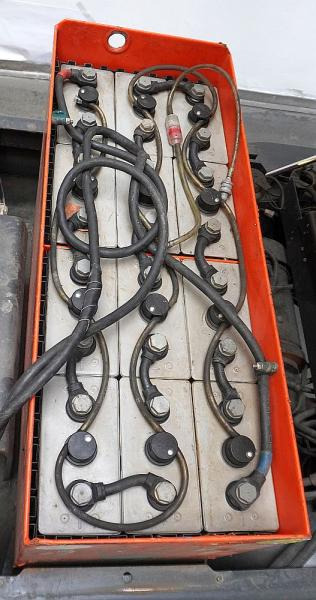 Linde P 60 Z 126 - Trator elétrics: foto 5 Linde P 60 Z 126 - Trator elétrics: foto 5