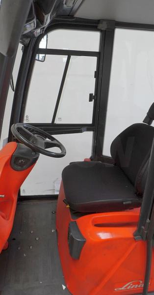 Linde P 60 Z 126 - Trator elétrics: foto 3 Linde P 60 Z 126 - Trator elétrics: foto 3