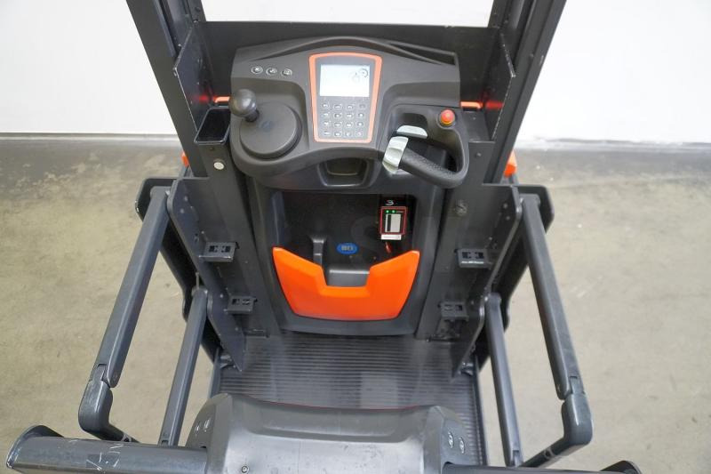 Linde V 10-02 5212-02 - Order-picker: foto 3 Linde V 10-02 5212-02 - Order-picker: foto 3