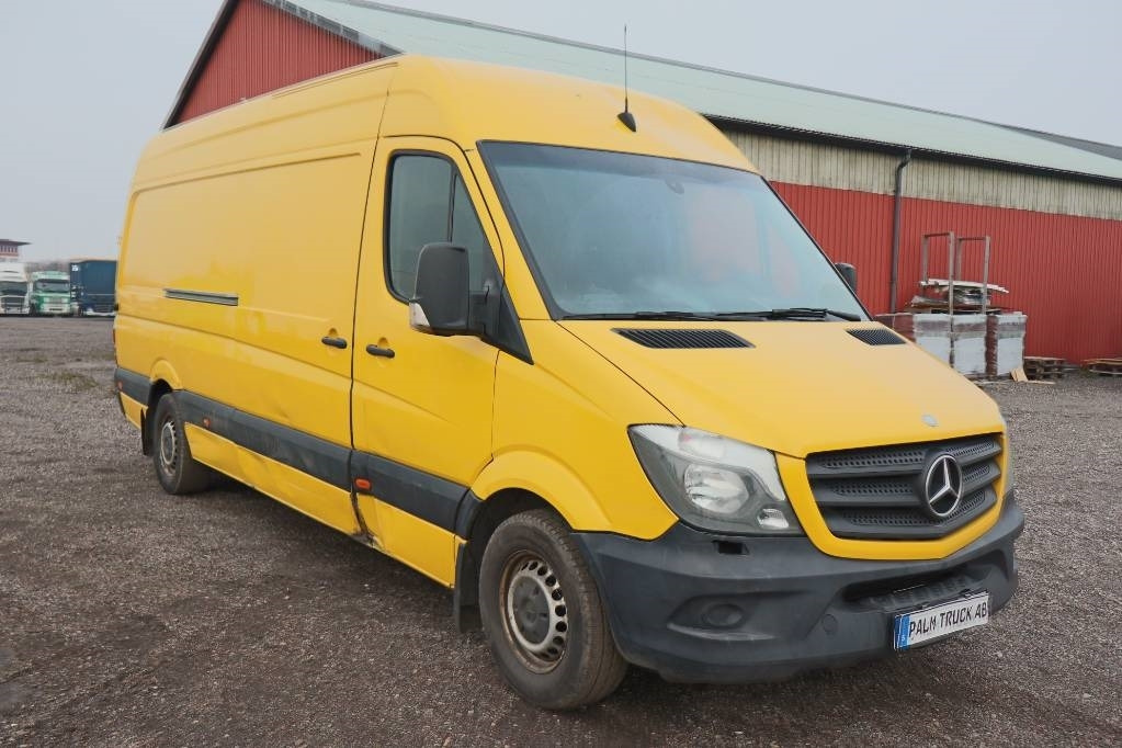 Mercedes-Benz SPRINTER Serie 2755 - Furgão: foto 2 Mercedes-Benz SPRINTER Serie 2755 - Furgão: foto 2