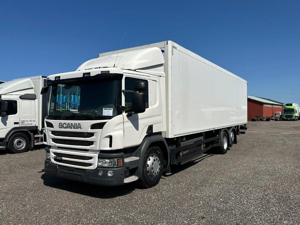 Scania P 320 Hybrid + Diesel - Camião furgão: foto 1 Scania P 320 Hybrid + Diesel - Camião furgão: foto 1