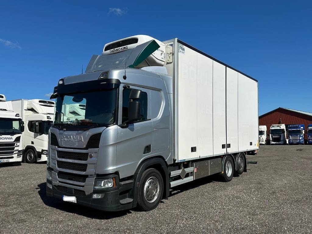 Scania R500B6X2*4NB serie 0633 - Camião frigorífico: foto 2 Scania R500B6X2*4NB serie 0633 - Camião frigorífico: foto 2