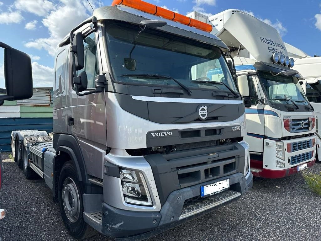 Volvo FMX 8X4*4 4132 - Camião chassi: foto 1 Volvo FMX 8X4*4 4132 - Camião chassi: foto 1