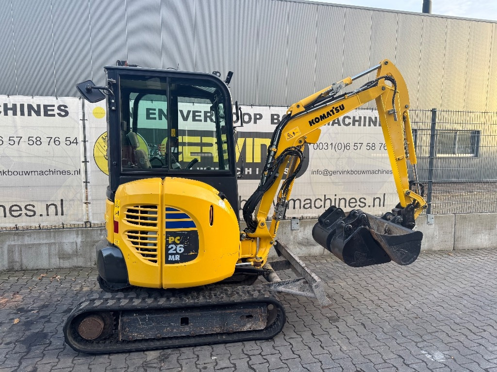 Komatsu PC 26 MR-3 - Mini escavadeira: foto 1 Komatsu PC 26 MR-3 - Mini escavadeira: foto 1