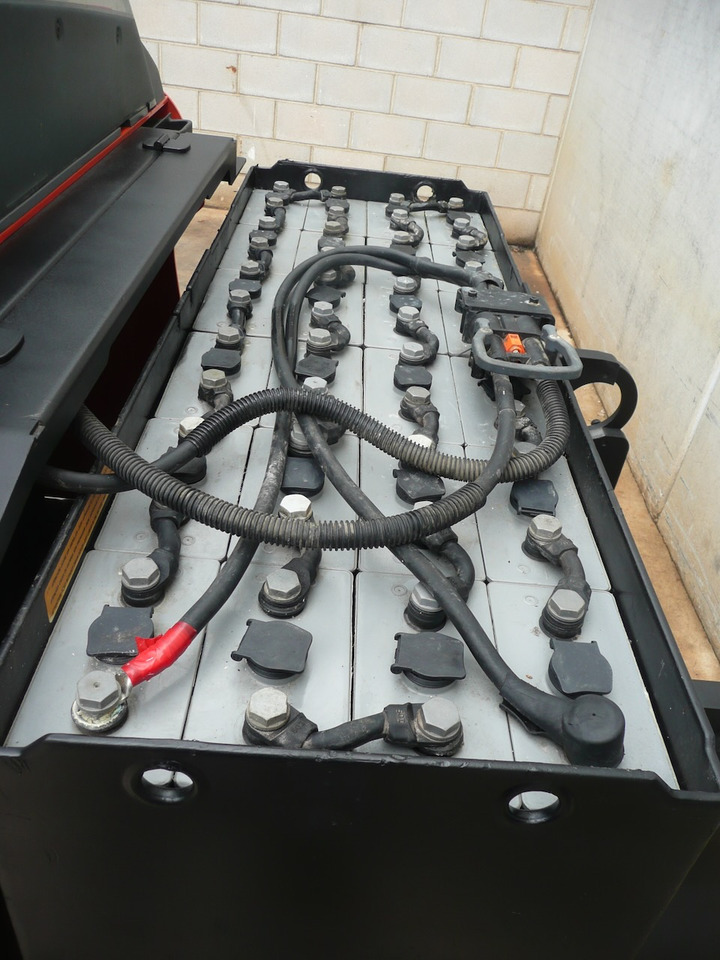 Empilhador retráctil BT RRE 160 H: foto 7 Empilhador retráctil BT RRE 160 H: foto 7