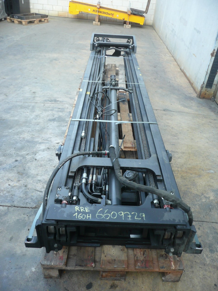 Empilhador retráctil BT RRE 160 H: foto 11 Empilhador retráctil BT RRE 160 H: foto 11