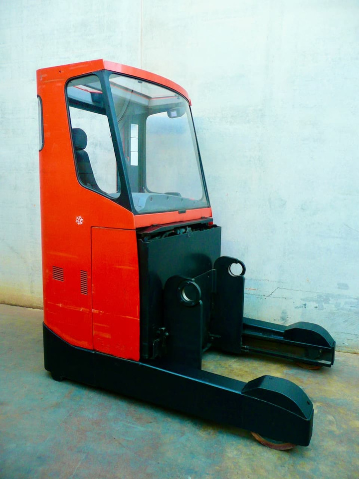 BT RRE 250 CC - Empilhador retráctil: foto 1 BT RRE 250 CC - Empilhador retráctil: foto 1