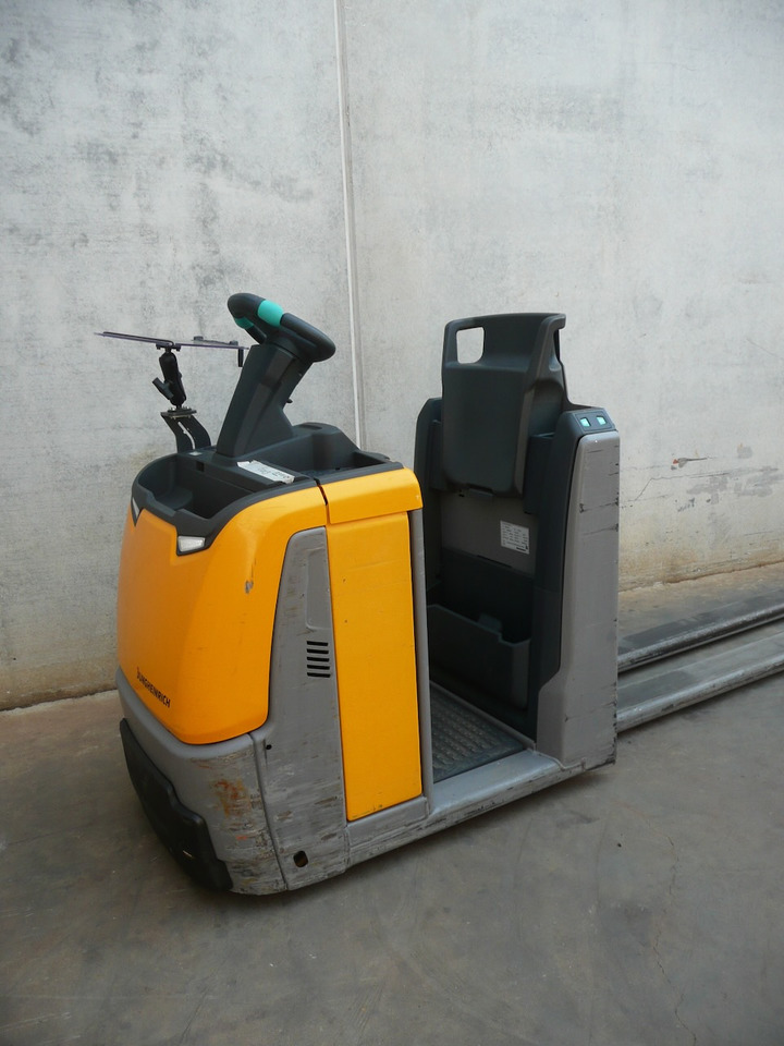 Jungheinrich ECE 225 2400x510mm - Order-picker: foto 3 Jungheinrich ECE 225 2400x510mm - Order-picker: foto 3