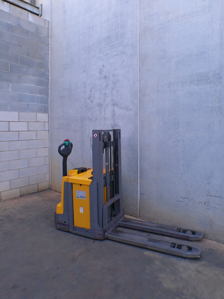 Jungheinrich EJD 220 201 ZT - Stacker: foto 4 Jungheinrich EJD 220 201 ZT - Stacker: foto 4