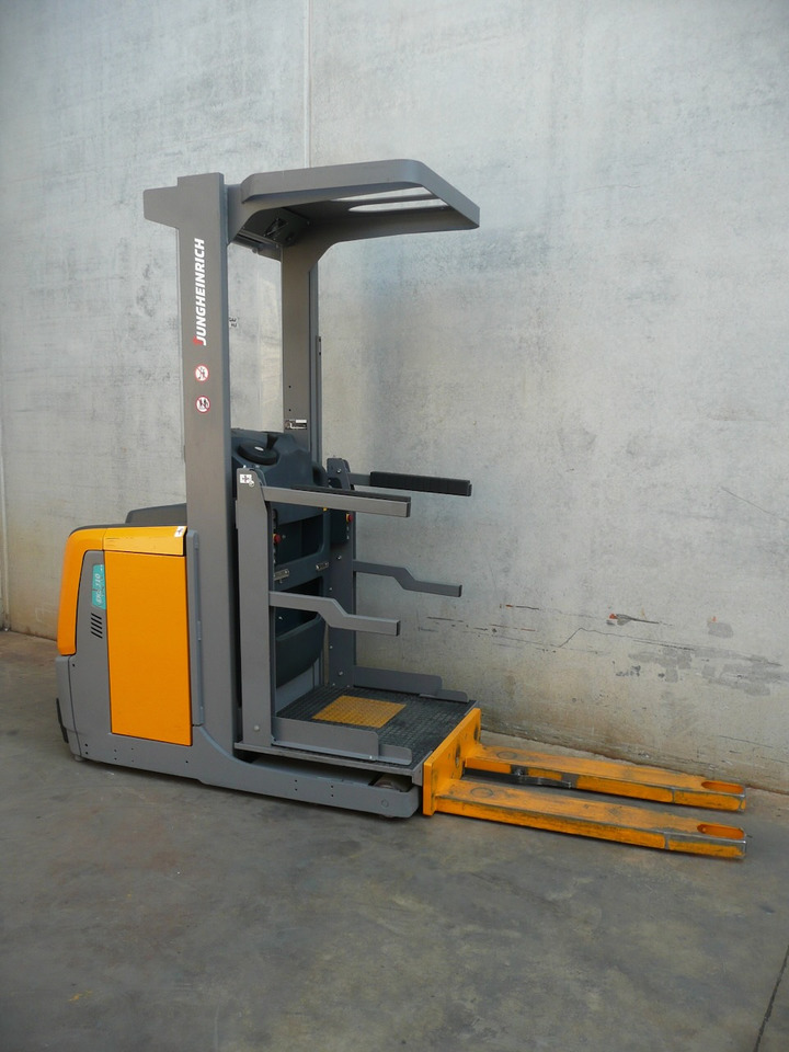 Jungheinrich EKS 110 L 160 E - Order-picker: foto 3 Jungheinrich EKS 110 L 160 E - Order-picker: foto 3