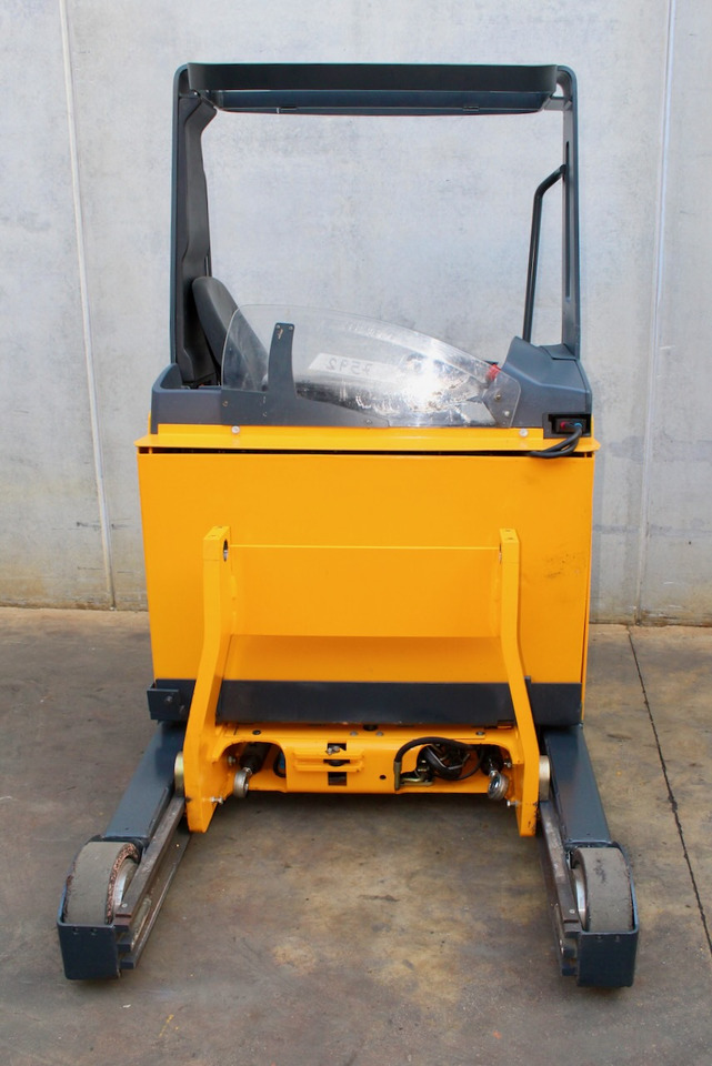 Jungheinrich ETV 214 872 DZ - Empilhador retráctil: foto 5 Jungheinrich ETV 214 872 DZ - Empilhador retráctil: foto 5