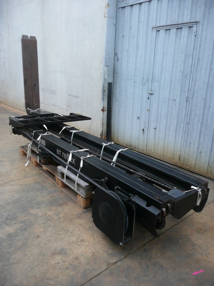 Empilhador retráctil Toyota RRE 160: foto 9