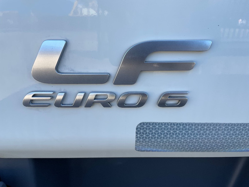 DAF LF220 - Camião furgão: foto 3 DAF LF220 - Camião furgão: foto 3