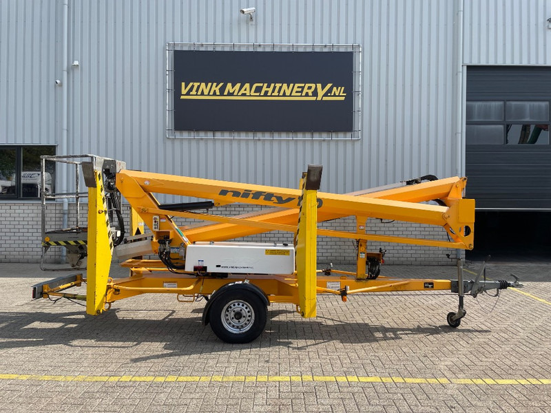 Niftylift 170 H E - Plataforma de elevaçao rebocável: foto 1 Niftylift 170 H E - Plataforma de elevaçao rebocável: foto 1