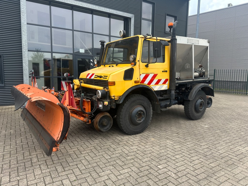 Unimog U1400 Rail - Veículo limpa-neves: foto 4 Unimog U1400 Rail - Veículo limpa-neves: foto 4