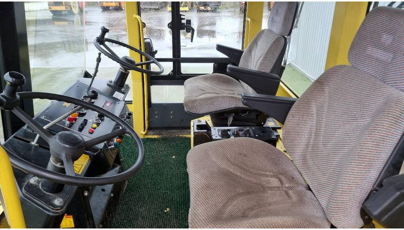 Rolo Dynapac CS142, Vält: foto 10
