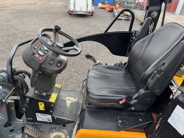 Mini pá carregadora de rastos Giant D 332 SWT X-TRA: foto 6