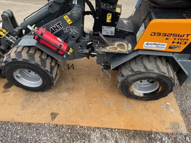 Mini pá carregadora de rastos Giant D 332 SWT X-TRA: foto 10