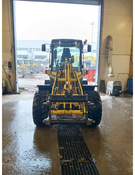 Yanmar V80-5 - Mini pá carregadora: foto 3 Yanmar V80-5 - Mini pá carregadora: foto 3