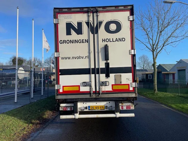 Krone Frigo Double stock carrier vector dubbele verdamper H=270 W=250 cm - Semi-reboque isotérmico: foto 5 Krone Frigo Double stock carrier vector dubbele verdamper H=270 W=250 cm - Semi-reboque isotérmico: foto 5