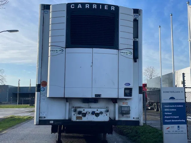 Krone Frigo Double stock carrier vector dubbele verdamper H=270 W=250 cm - Semi-reboque isotérmico: foto 2 Krone Frigo Double stock carrier vector dubbele verdamper H=270 W=250 cm - Semi-reboque isotérmico: foto 2