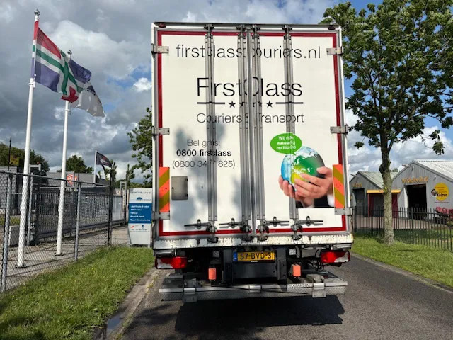 Scania P280 Closed box taillift 2000 kg Fuel CNG ADR 2 units in stock - Camião furgão: foto 5 Scania P280 Closed box taillift 2000 kg Fuel CNG ADR 2 units in stock - Camião furgão: foto 5