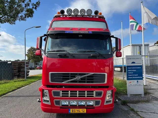 Volvo FH 12 480 Globe XL Euro 5 7B chassis tyres new - Tractor: foto 2 Volvo FH 12 480 Globe XL Euro 5 7B chassis tyres new - Tractor: foto 2