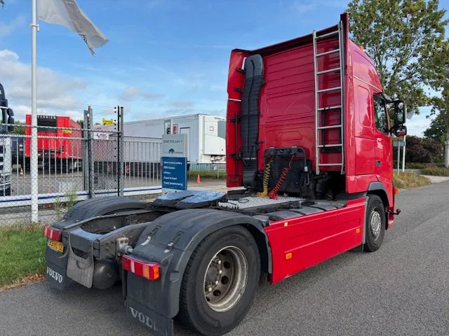 Volvo FH 12 480 Globe XL Euro 5 7B chassis tyres new - Tractor: foto 5 Volvo FH 12 480 Globe XL Euro 5 7B chassis tyres new - Tractor: foto 5