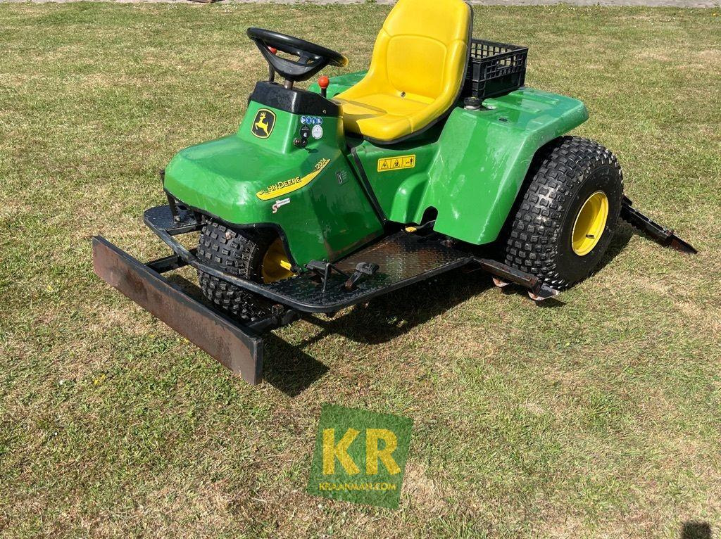 1200A bunkerrake John Deere - Equipamentos para jardinagem: foto 3 1200A bunkerrake John Deere - Equipamentos para jardinagem: foto 3