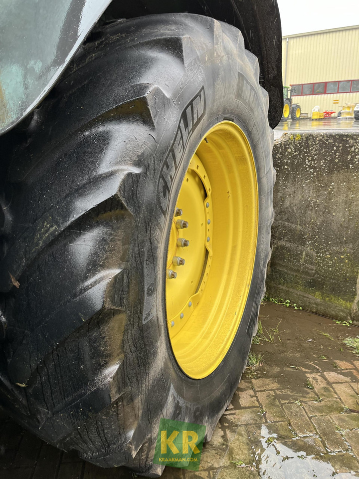 6215R John Deere - Trator: foto 5 6215R John Deere - Trator: foto 5