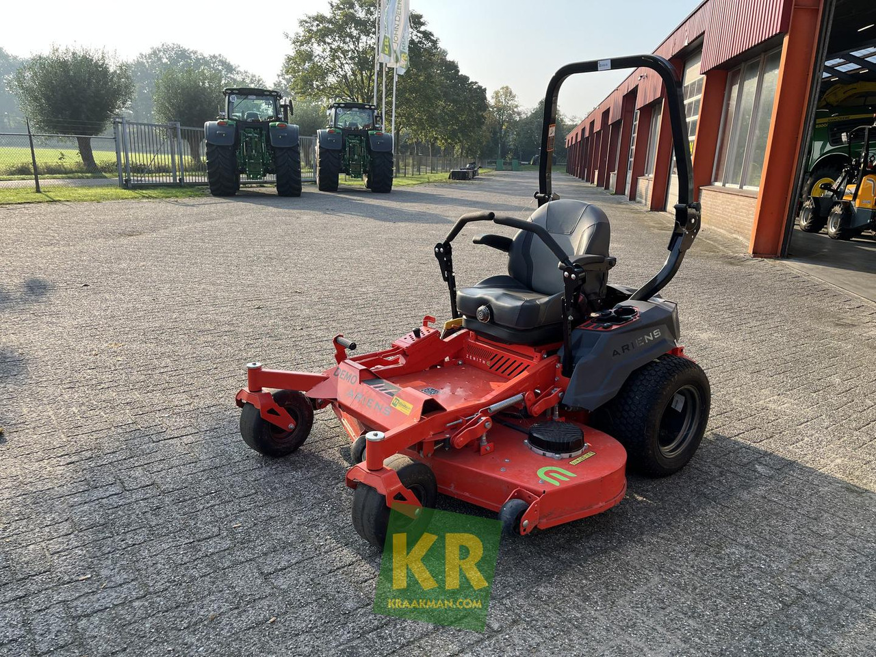 Ariens ZENITH - Cortador de grama: foto 1 Ariens ZENITH - Cortador de grama: foto 1