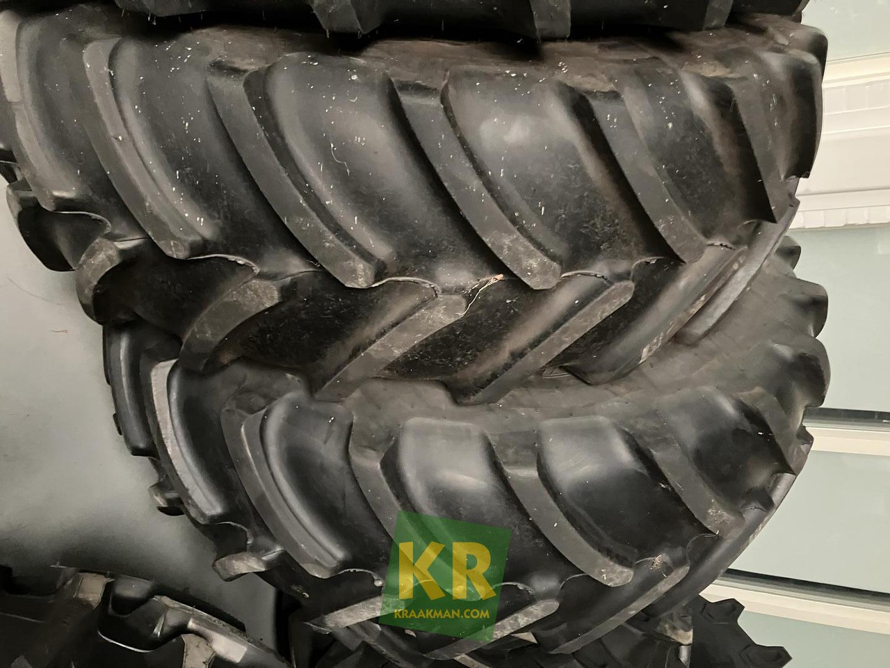 Banden Firestone Firestone - Pneu por Máquina agrícola: foto 1 Banden Firestone Firestone - Pneu por Máquina agrícola: foto 1