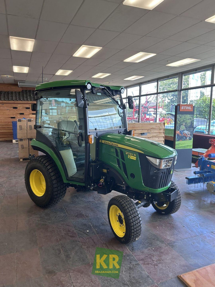 John Deere 2032R - Mini trator: foto 4 John Deere 2032R - Mini trator: foto 4