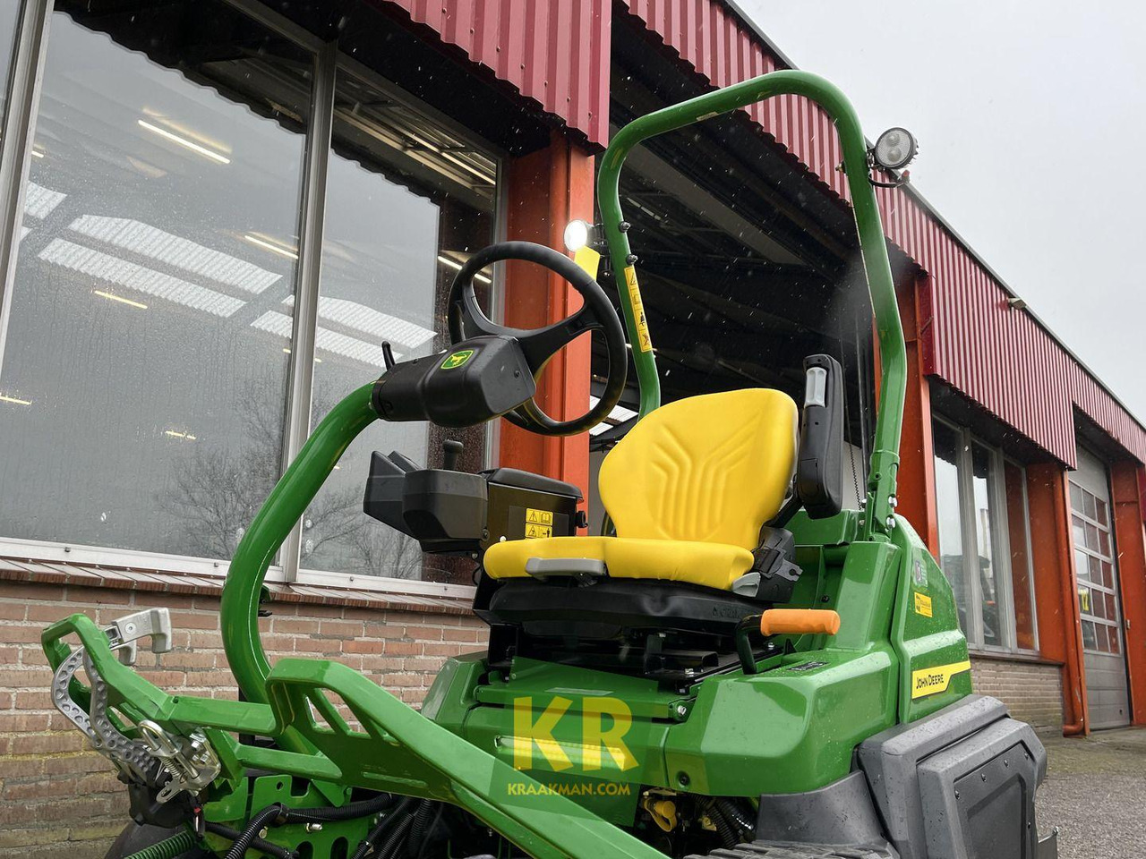 John Deere 2750 E-CUT HYBRID - Cortador de grama: foto 3 John Deere 2750 E-CUT HYBRID - Cortador de grama: foto 3