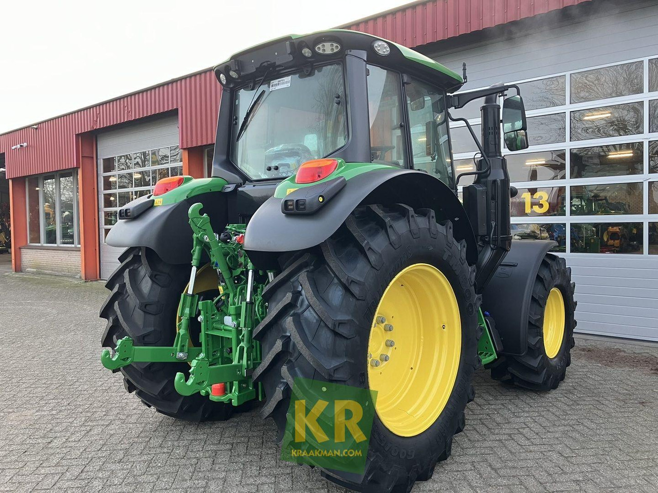John Deere 6120M - Trator: foto 3 John Deere 6120M - Trator: foto 3