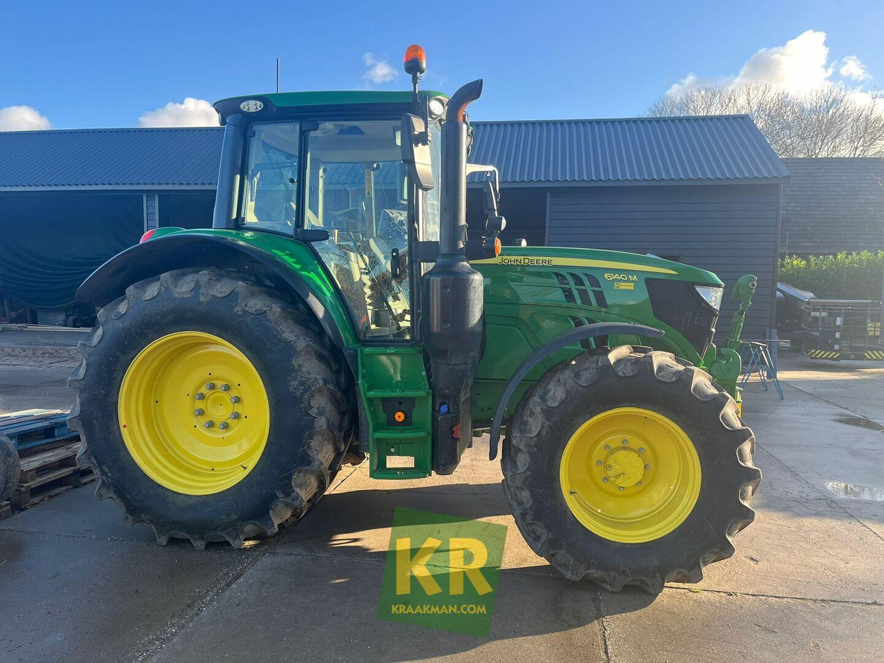 John Deere 6140M - Trator: foto 1 John Deere 6140M - Trator: foto 1