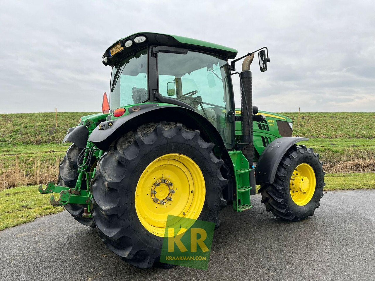 John Deere 6140R - Trator: foto 5 John Deere 6140R - Trator: foto 5