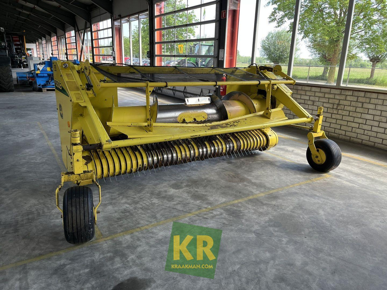 John Deere 630B - Acessórios para Colhedora de forragem: foto 1 John Deere 630B - Acessórios para Colhedora de forragem: foto 1